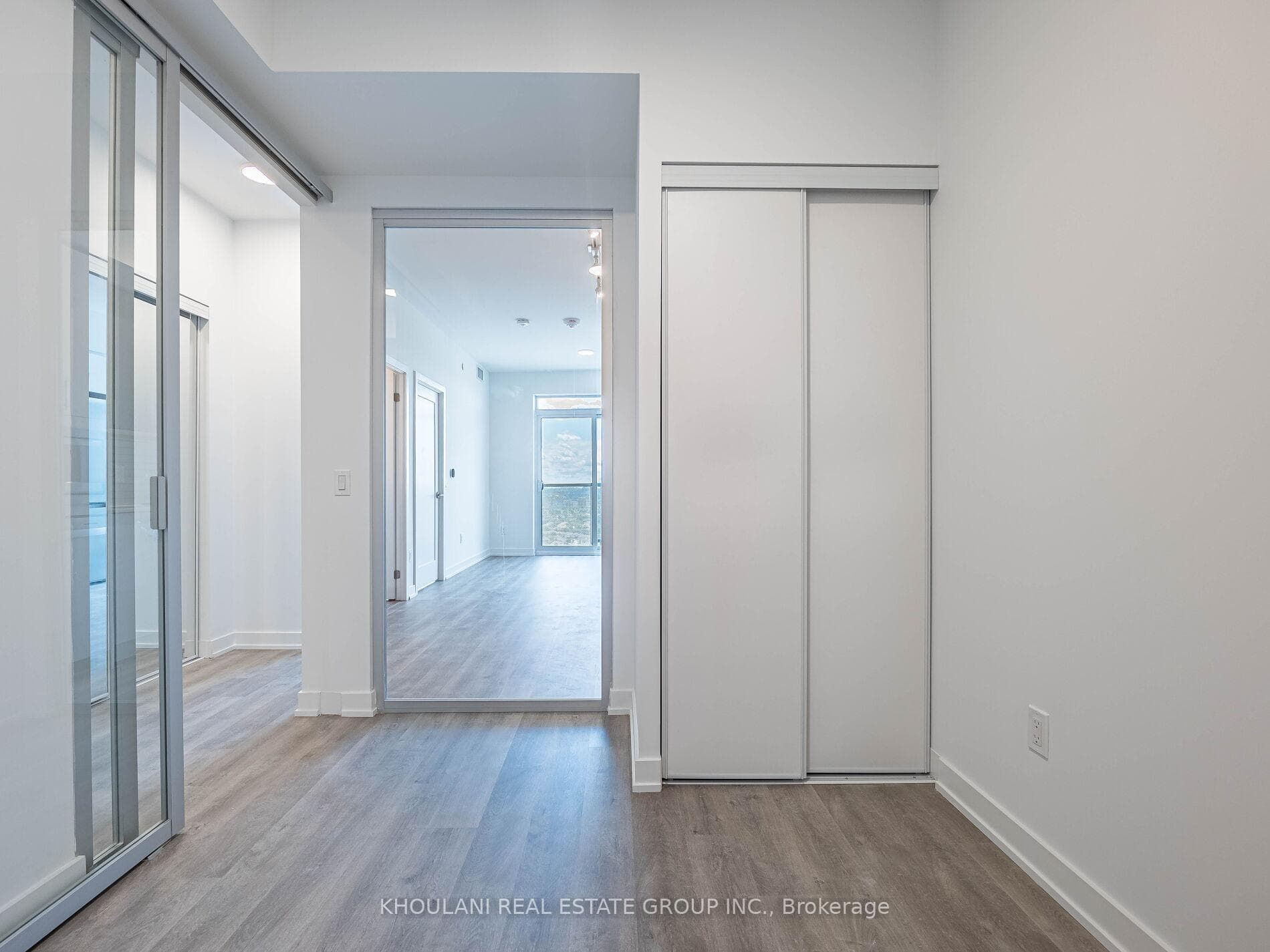 5105 Hurontario Street Unit 3006 photo 29