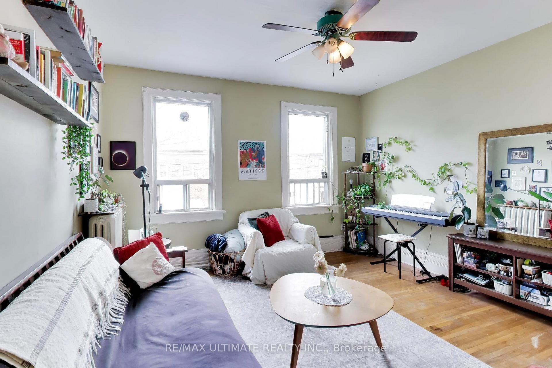 35 Manning Avenue photo 22