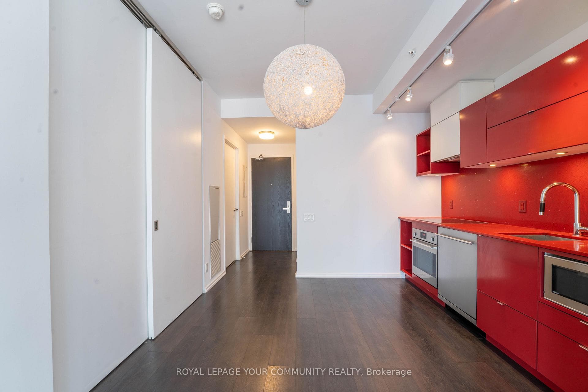 125 Peter Street Unit 1511 photo 7