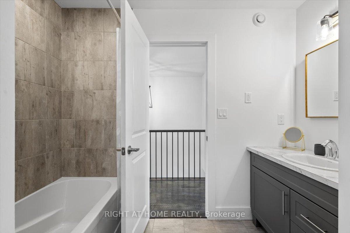 206 Yellow Birch Crescent photo 35