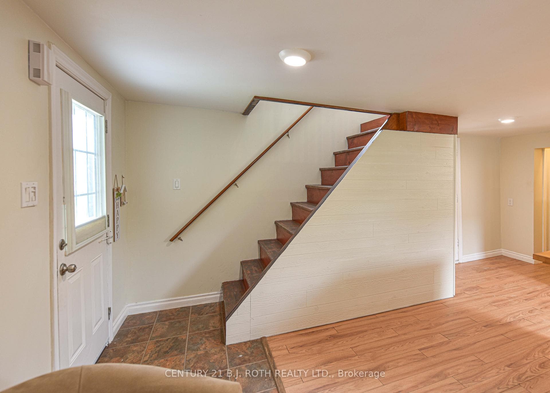 131 Powley Street photo 19