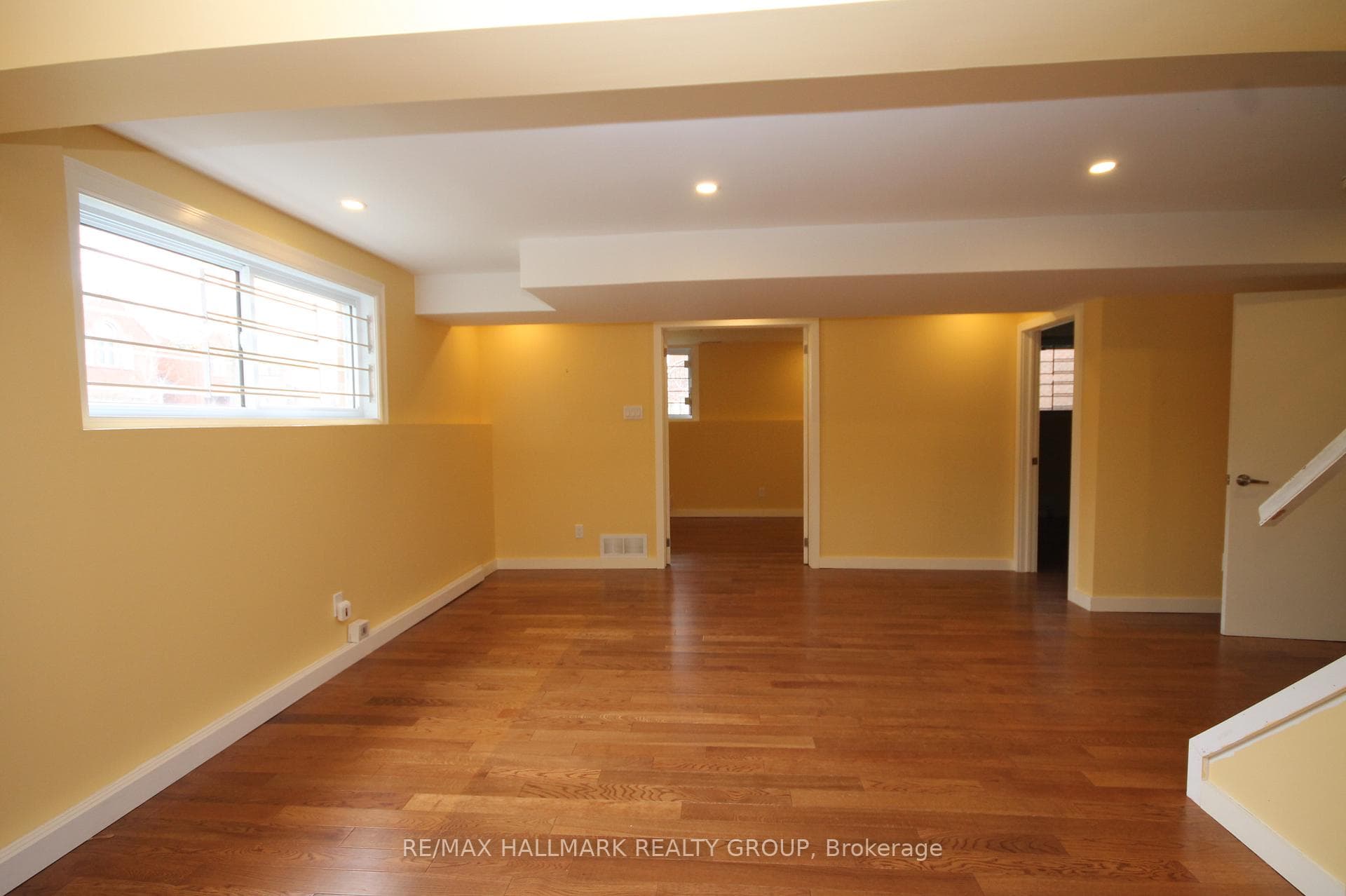 204 Dunbarton Court photo 16