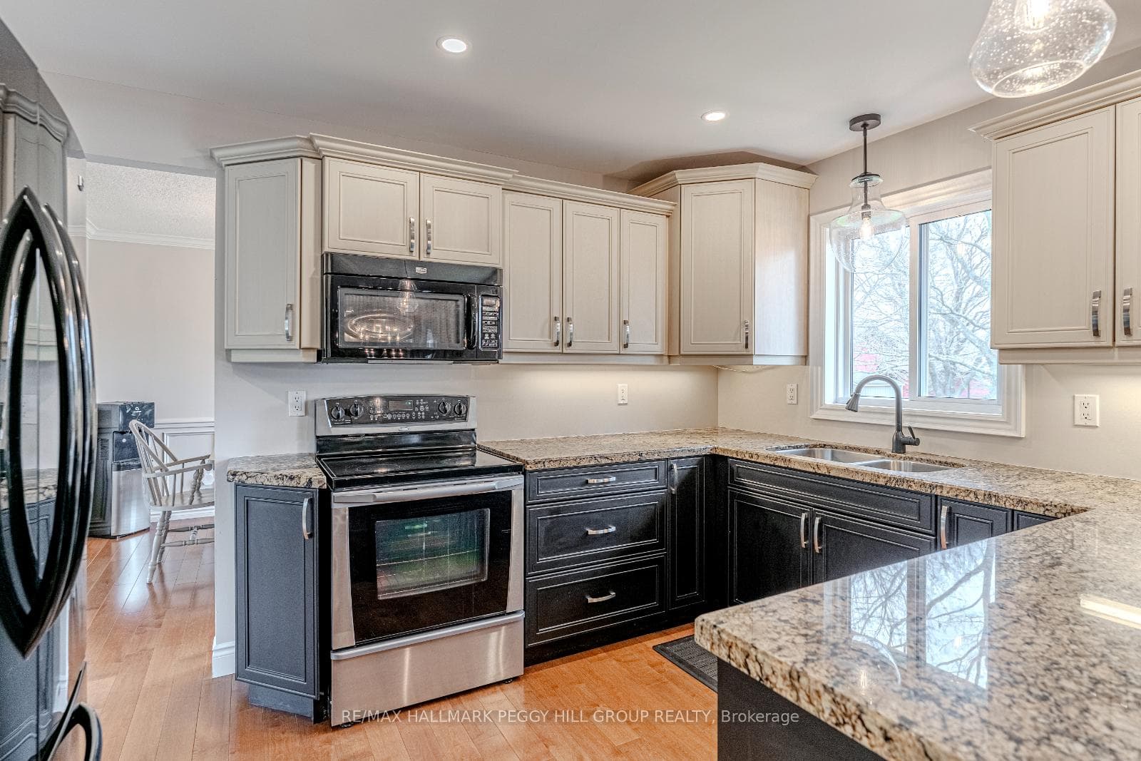 4 Heatherwood Drive photo 5