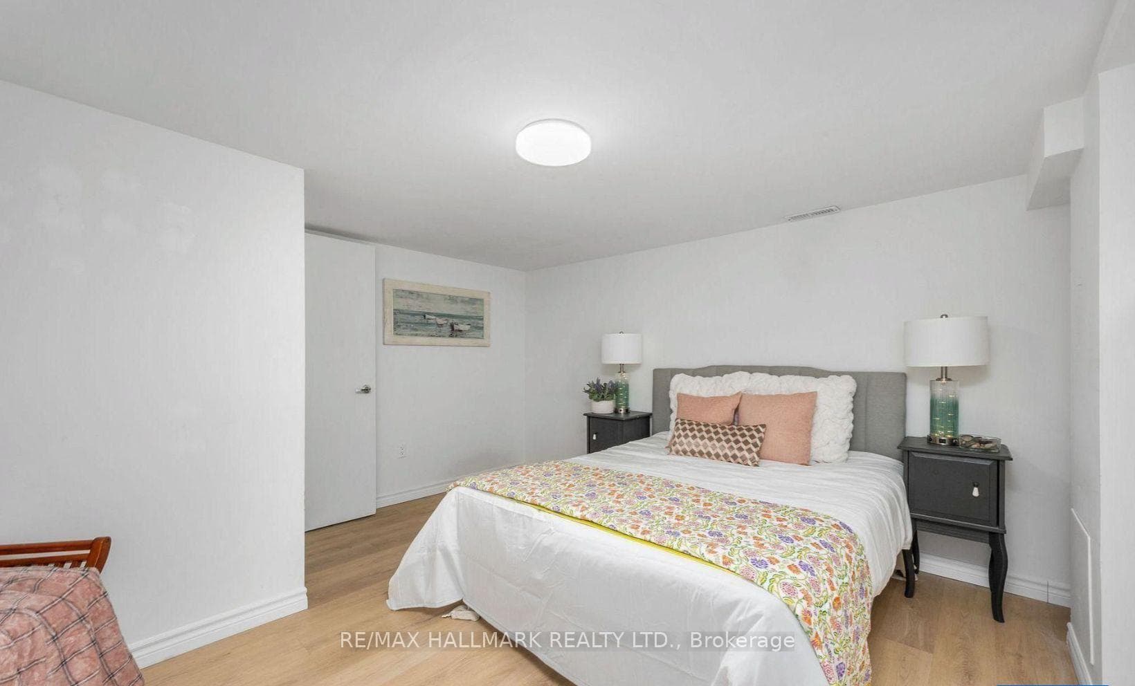 12 Wardencourt Drive Unit Lower photo 8