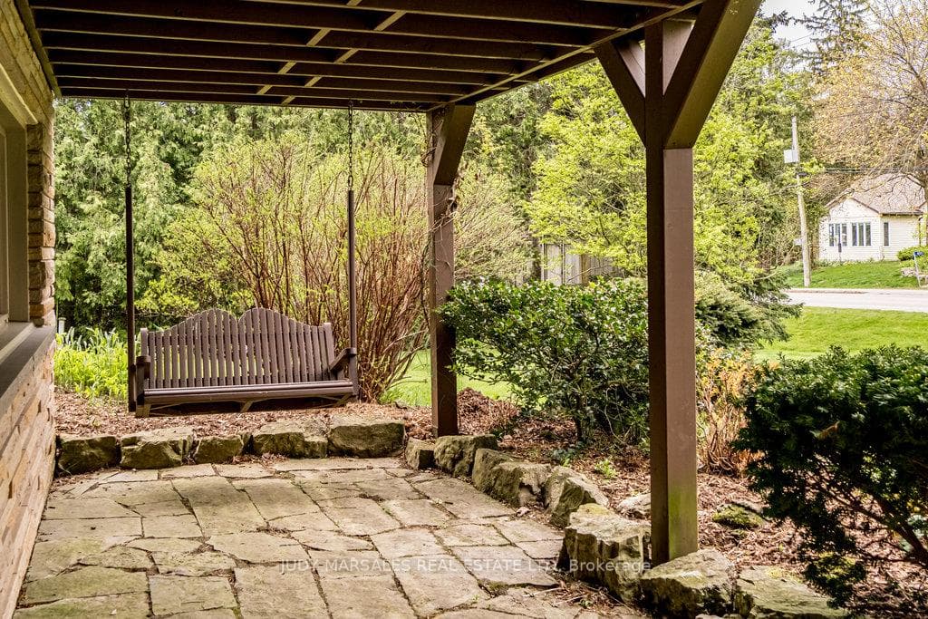 646 Harvest Road photo 35