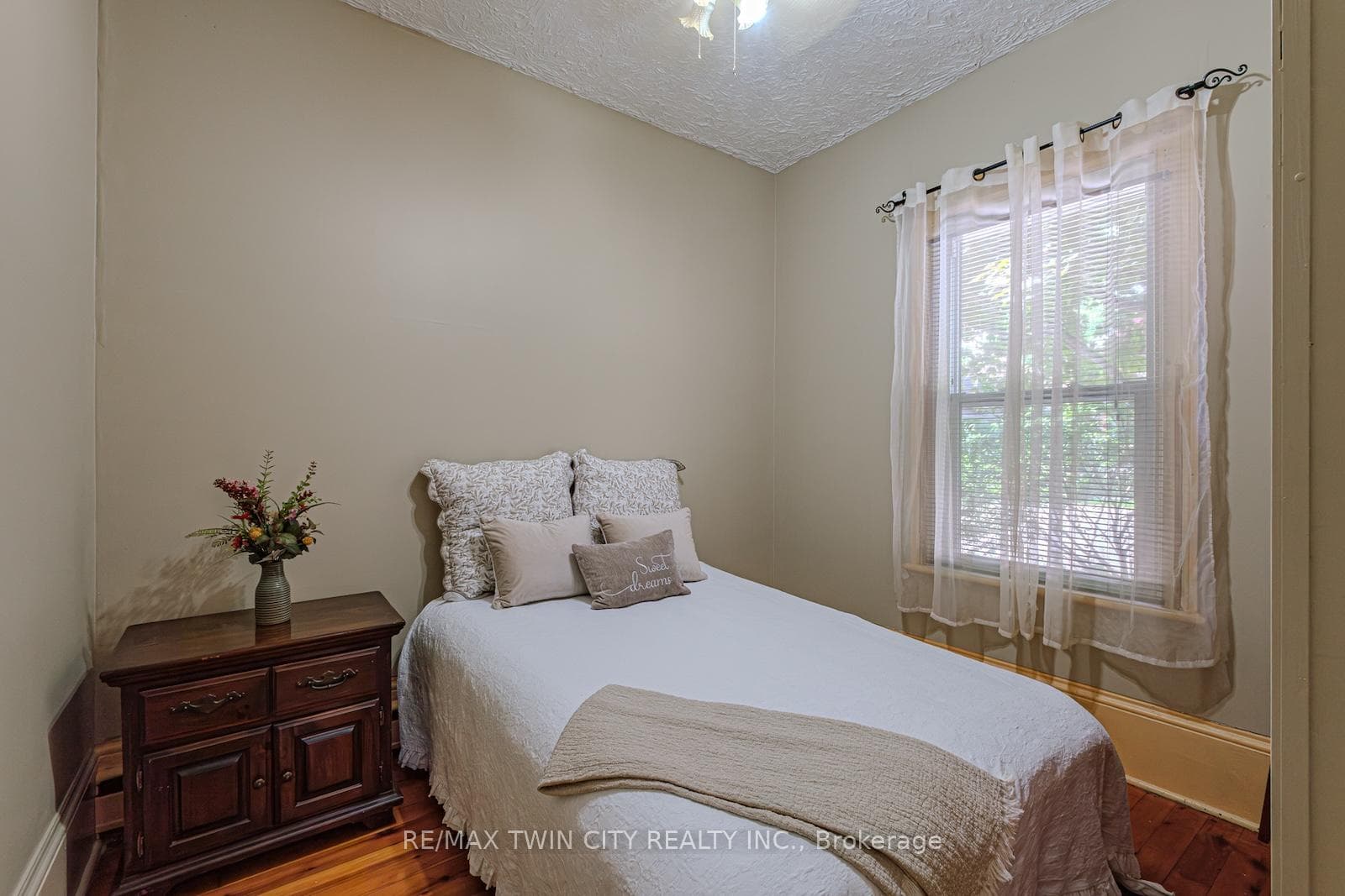 41 Eagle Avenue photo 6