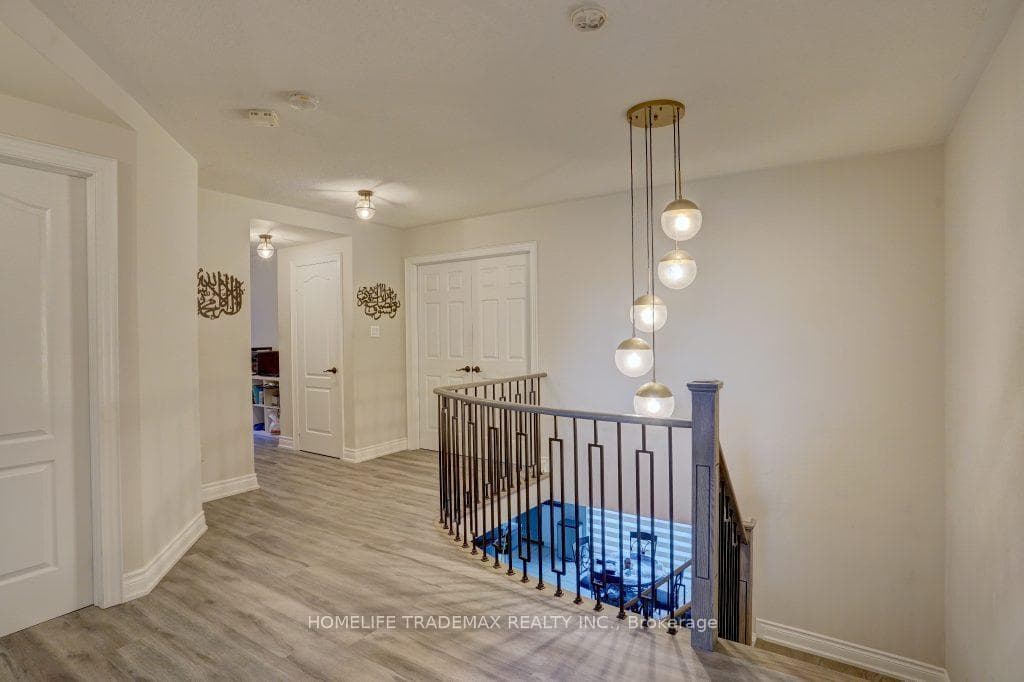 7 Hunwicks Crescent photo 32