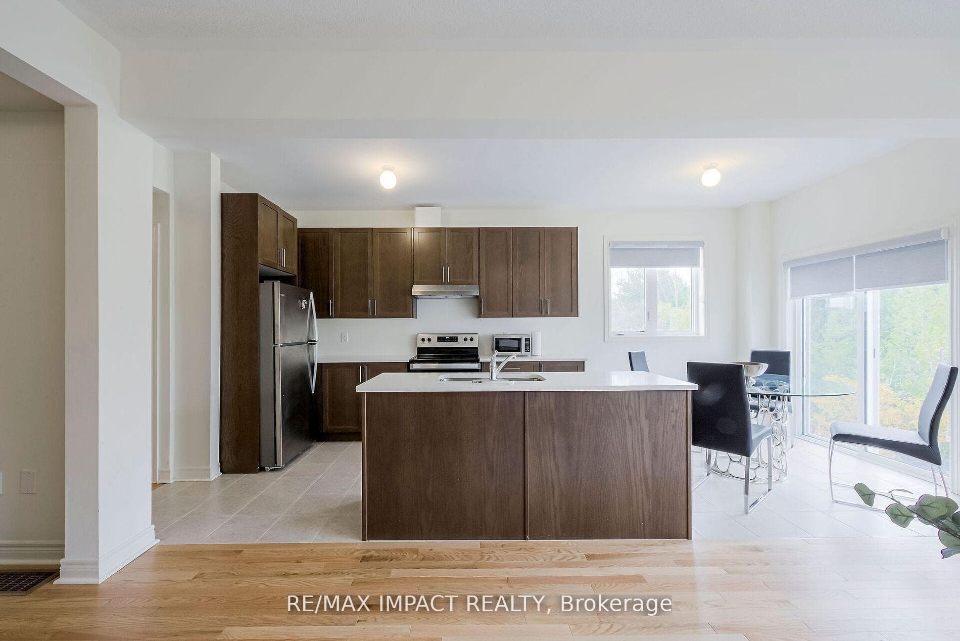 1211 Jim Brewster Circle photo 11