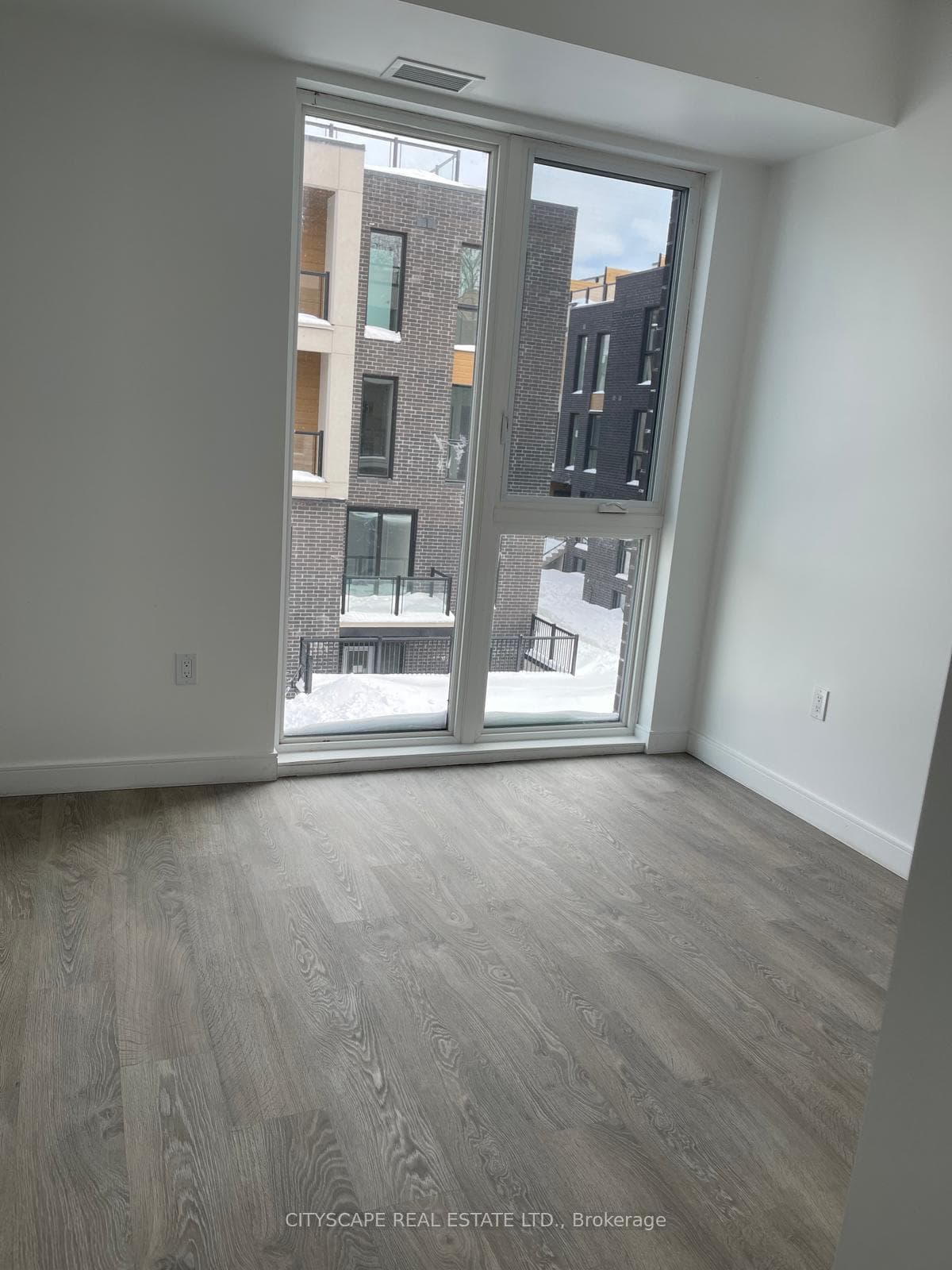 174 Clonmore Drive Unit 4C photo 8