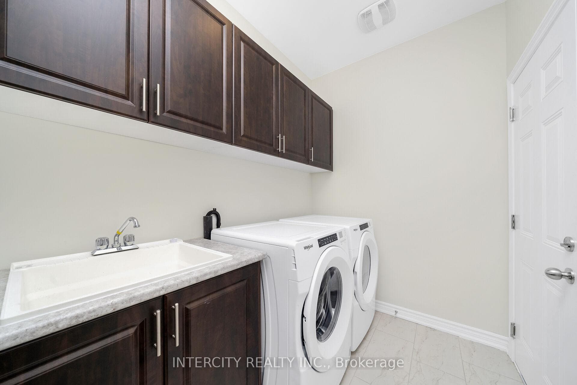 19 Coulterville Drive photo 31