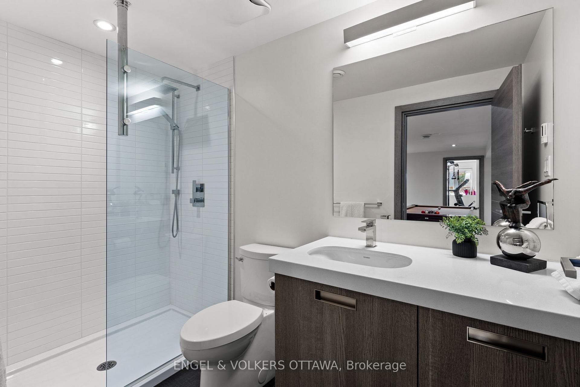 Heated floors in lower level bathroom