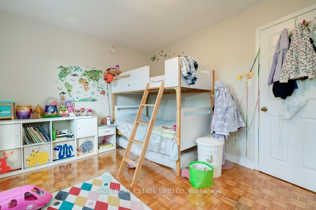 44 Ashland Avenue photo 23
