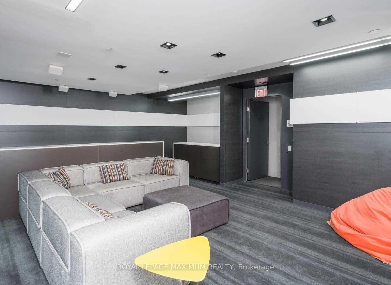 101 Peter Street Unit 3208 photo 12