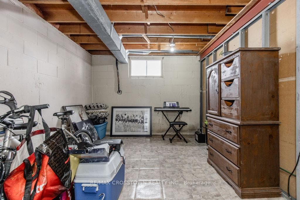 6 Deerpark Drive photo 42
