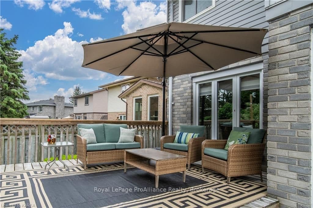 1178 BENTLEY Terrace photo 43
