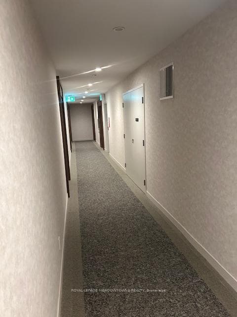 8188 Yonge Street Unit 414 photo 16