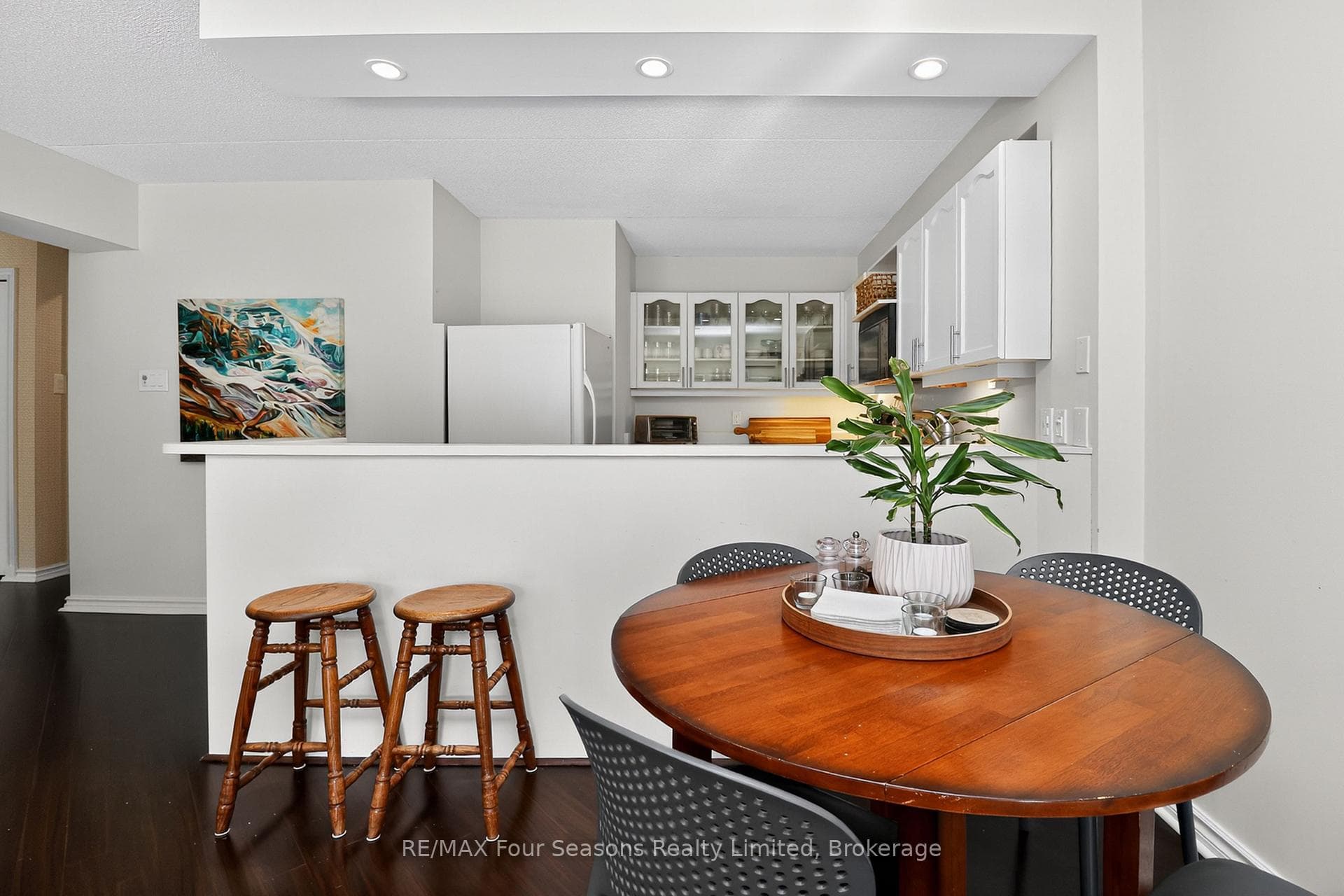44 Trott Boulevard Unit 13 photo 14