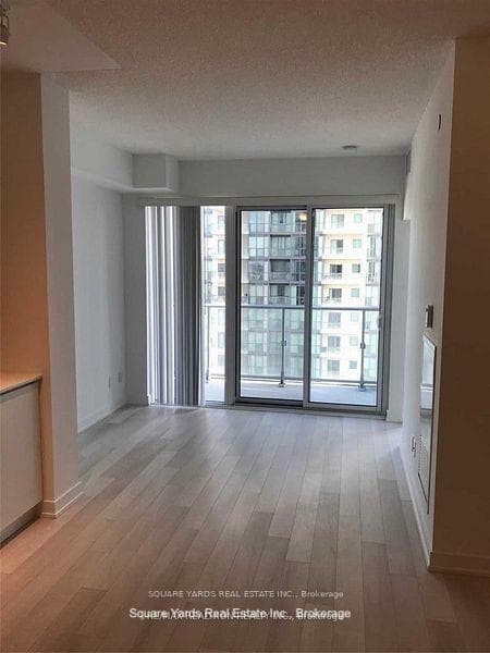 5180 Yonge Street Unit 2510 photo 2