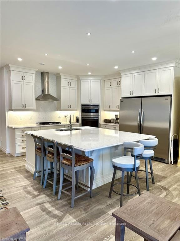 Huge island in a gormet kitchen!