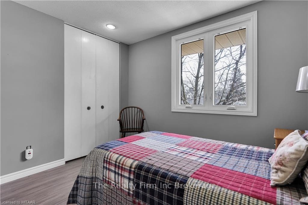 814 BERKSHIRE Drive photo 23