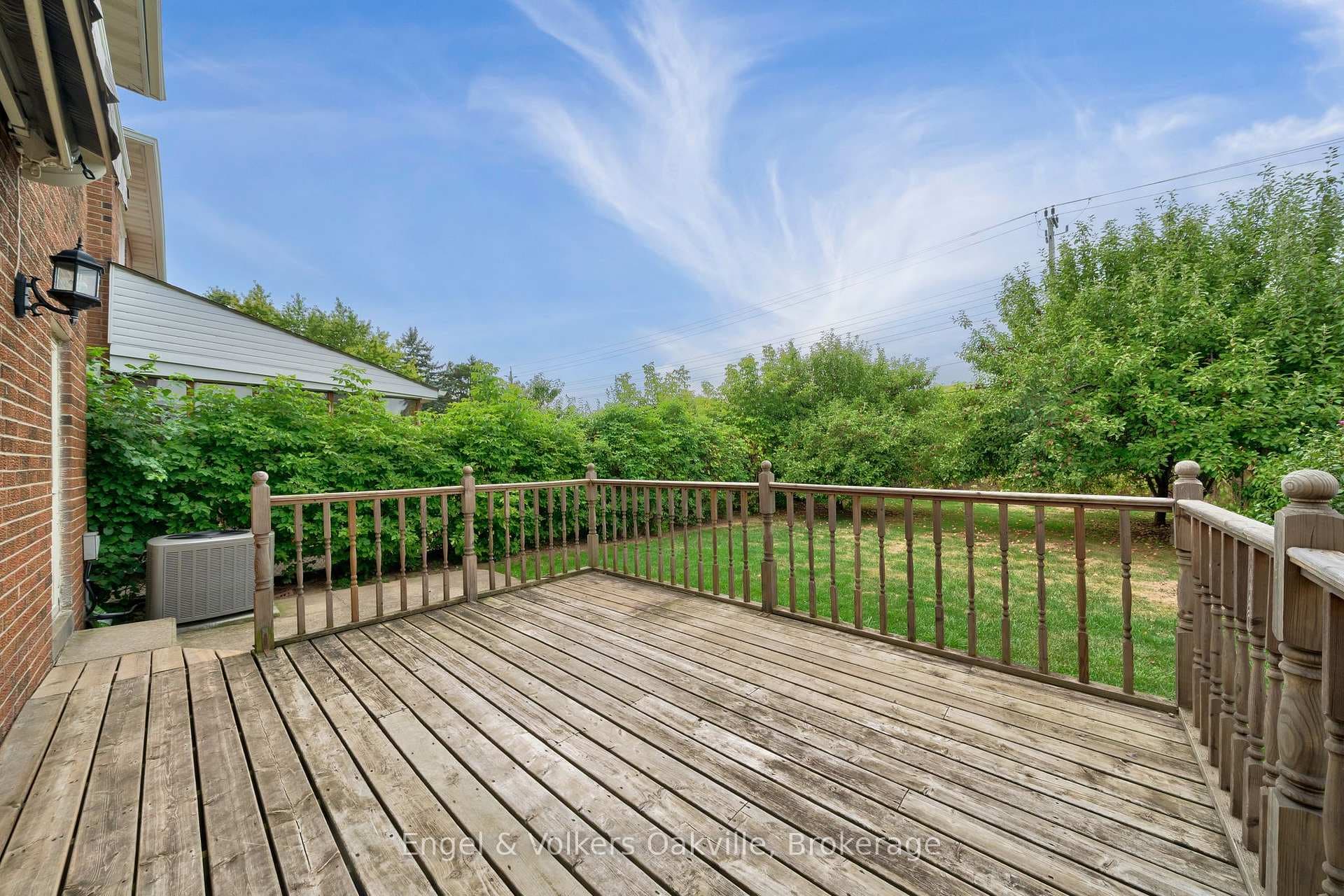 1487 Kenilworth Crescent photo 34