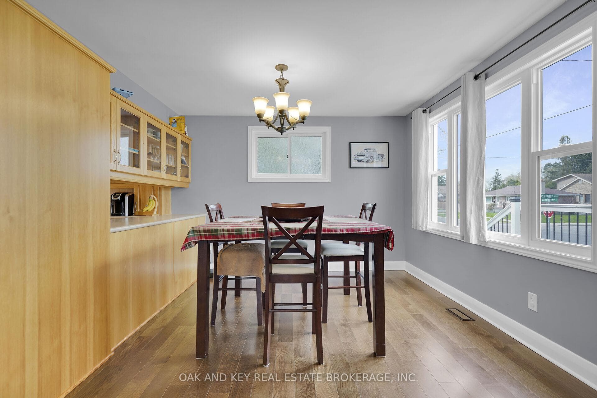 216 Vancouver Street photo 11