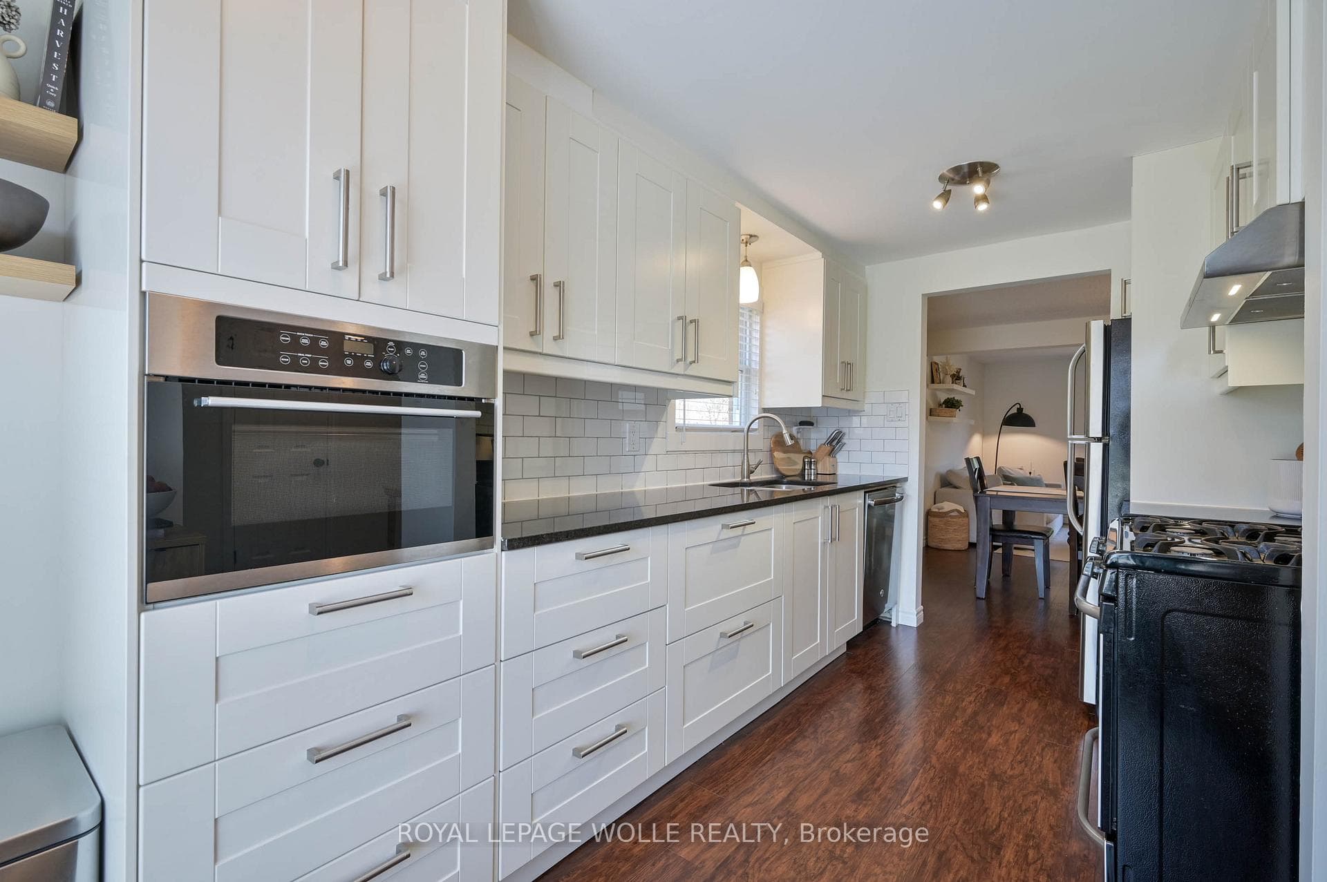 122 Foxhunt Road photo 5