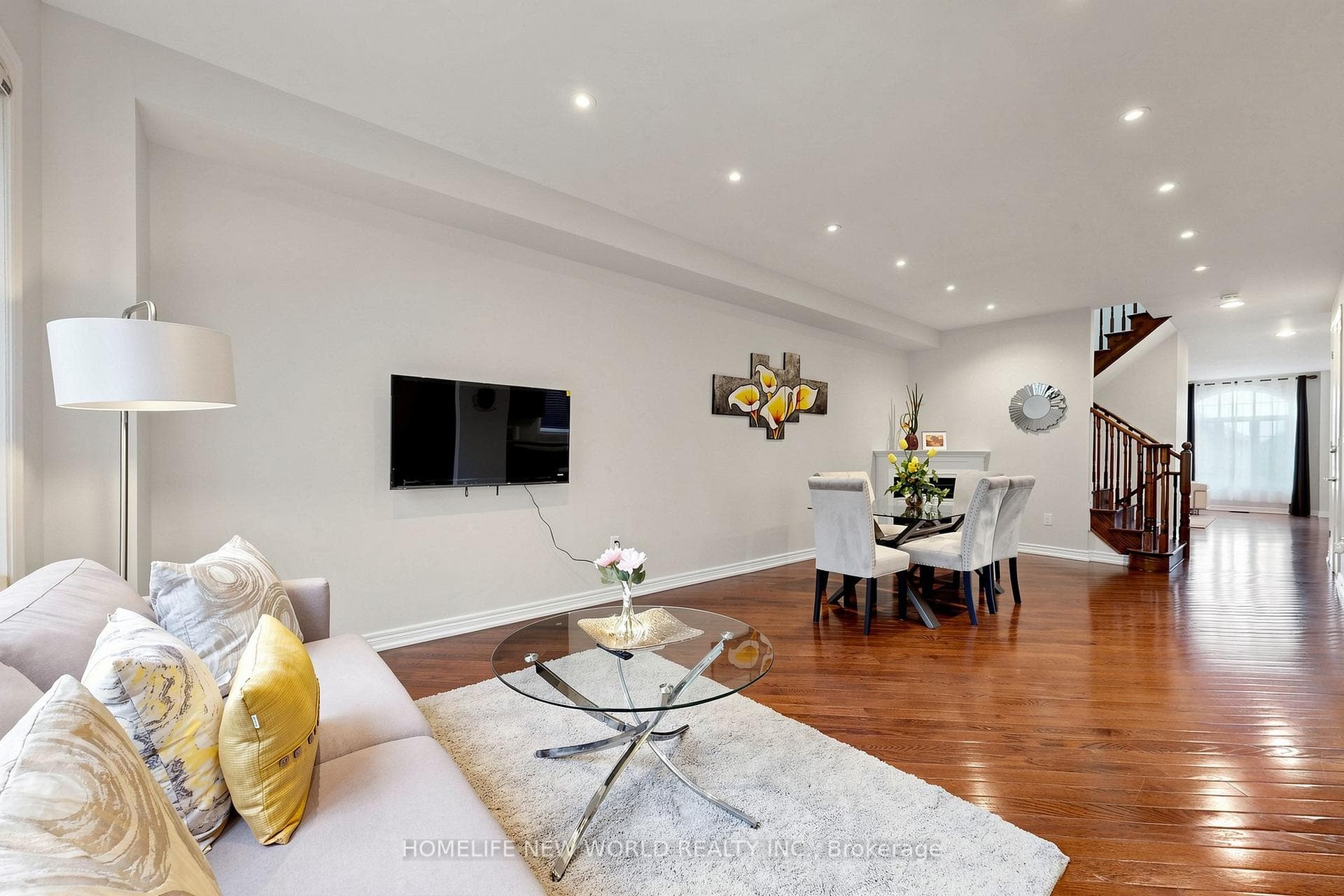 208 Hunting Ridges Drive photo 8