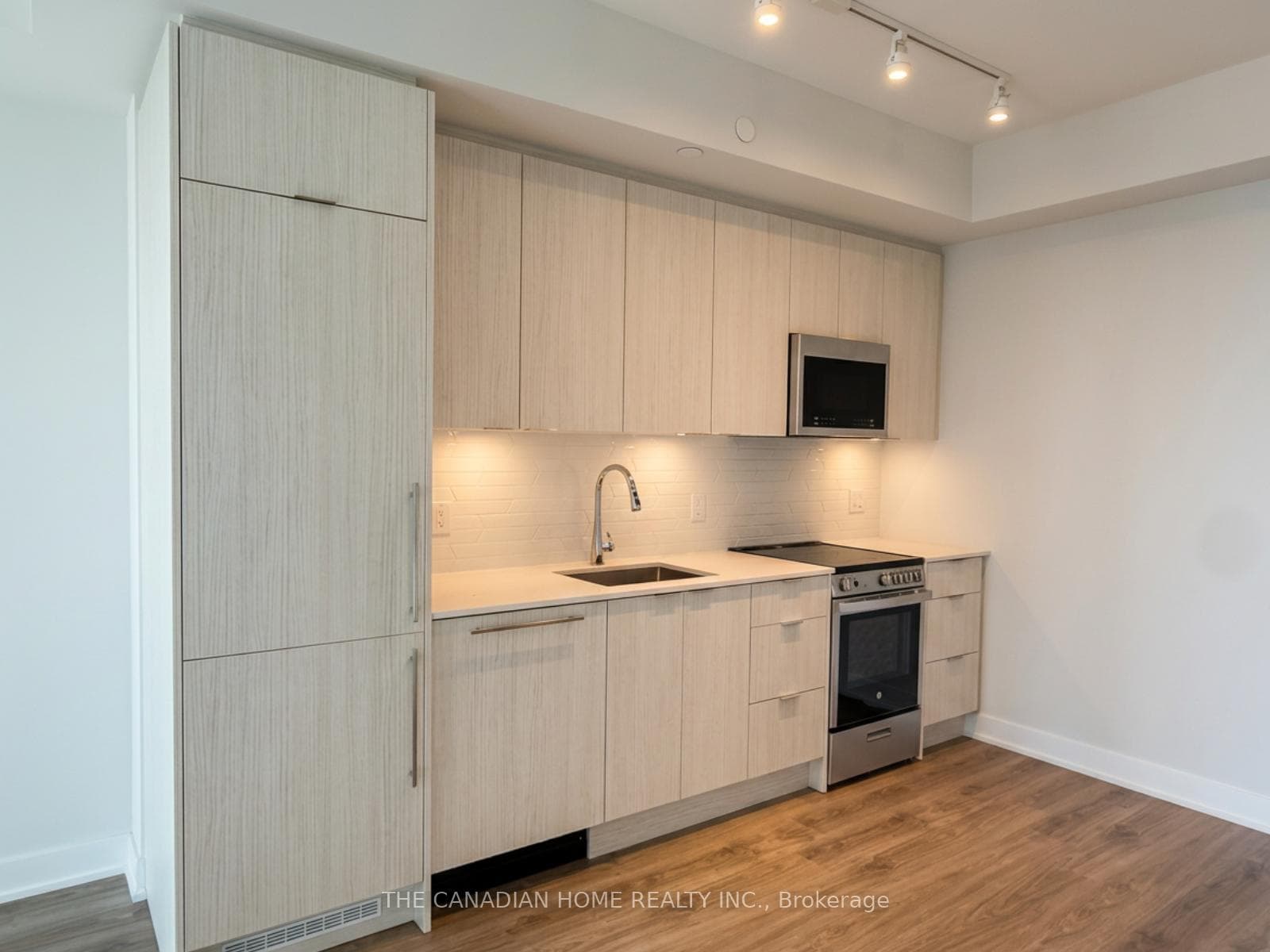 430 Square One Drive Unit 2902 photo 10