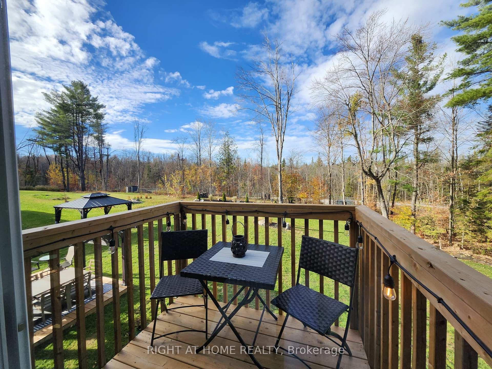 84 Diamond Valley Drive photo 31