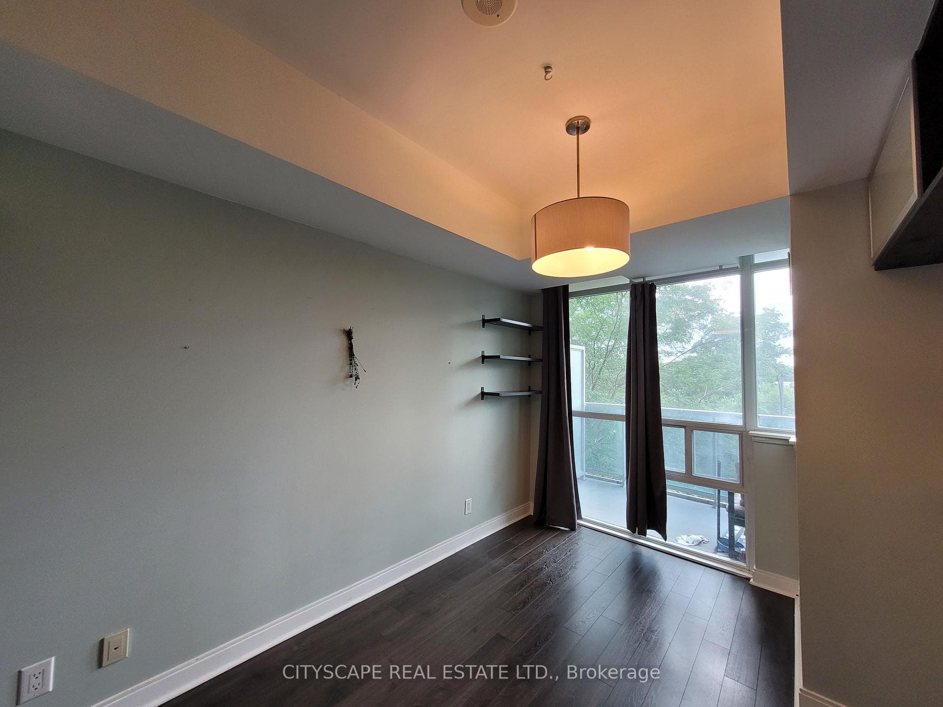 80 Absolute Avenue Unit 301 photo 11