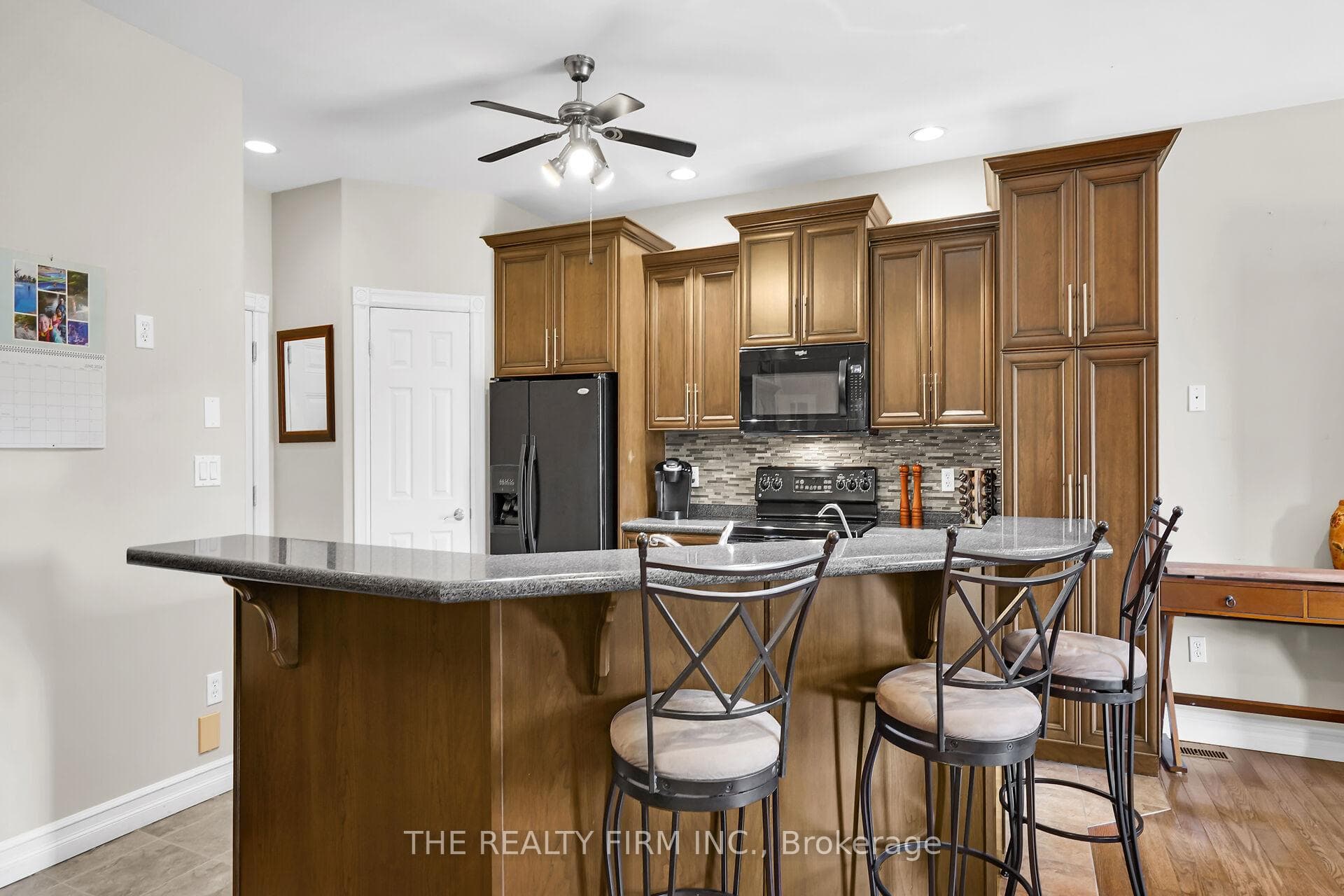 75 Newcastle Drive photo 9