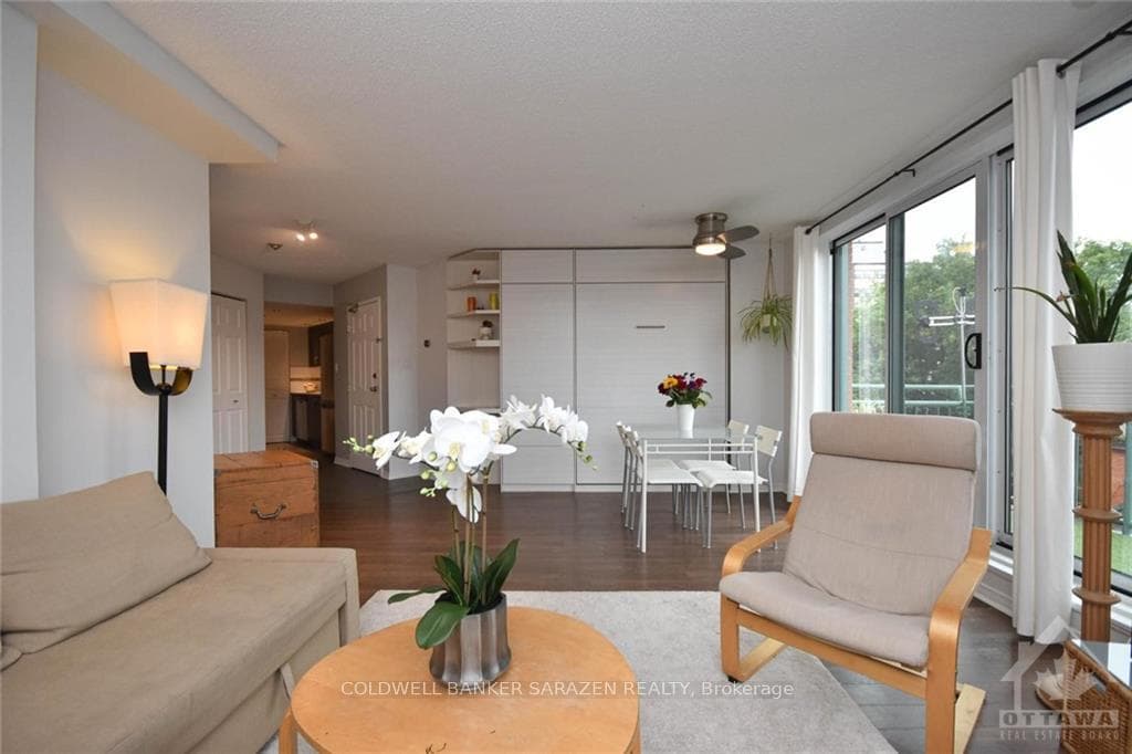344 WAVERLEY Street Unit 401 photo 8