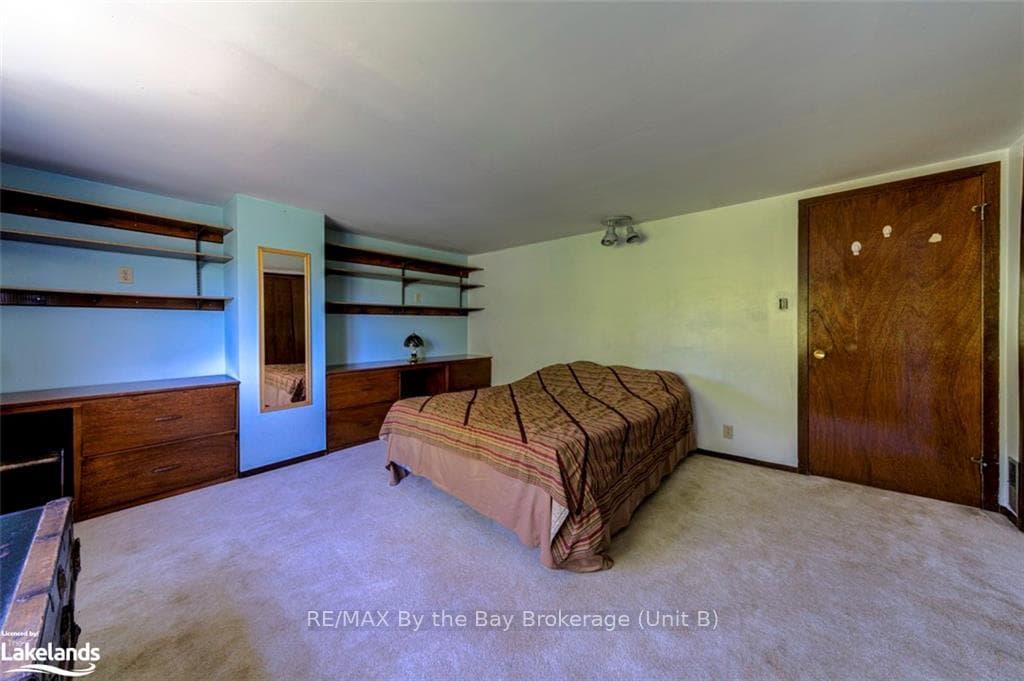 4315 CROSSLAND Road photo 30
