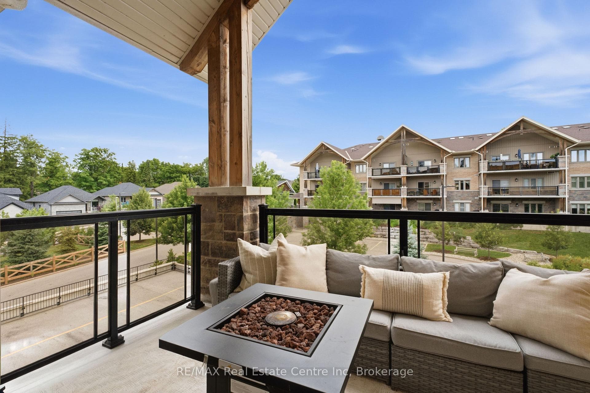 Balcony - BBQ's Permitted