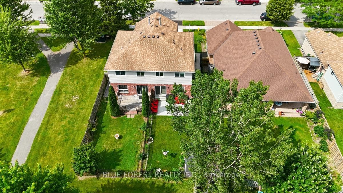 1367 Reardon Boulevard photo 45
