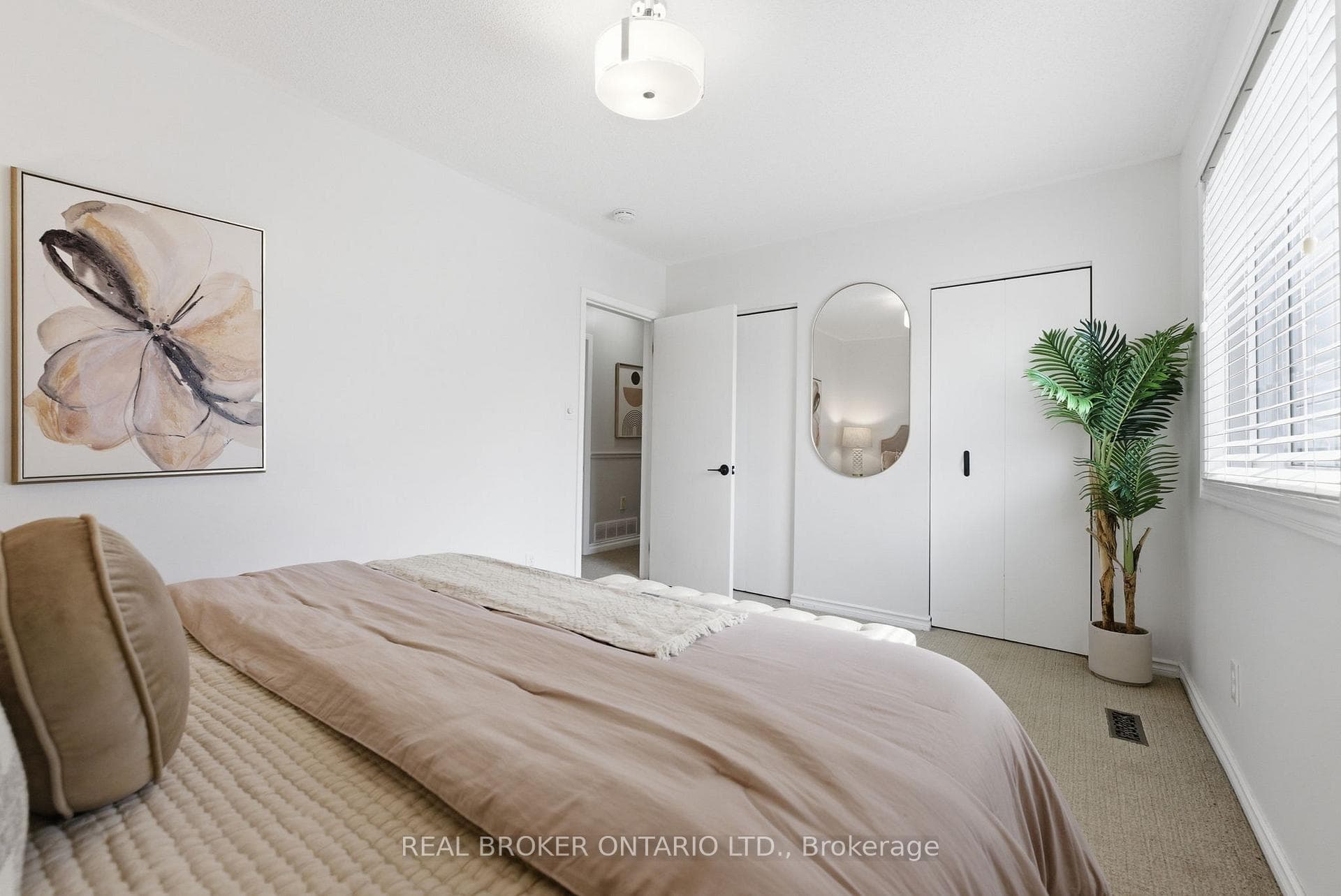 1251 Nottingham Avenue photo 27