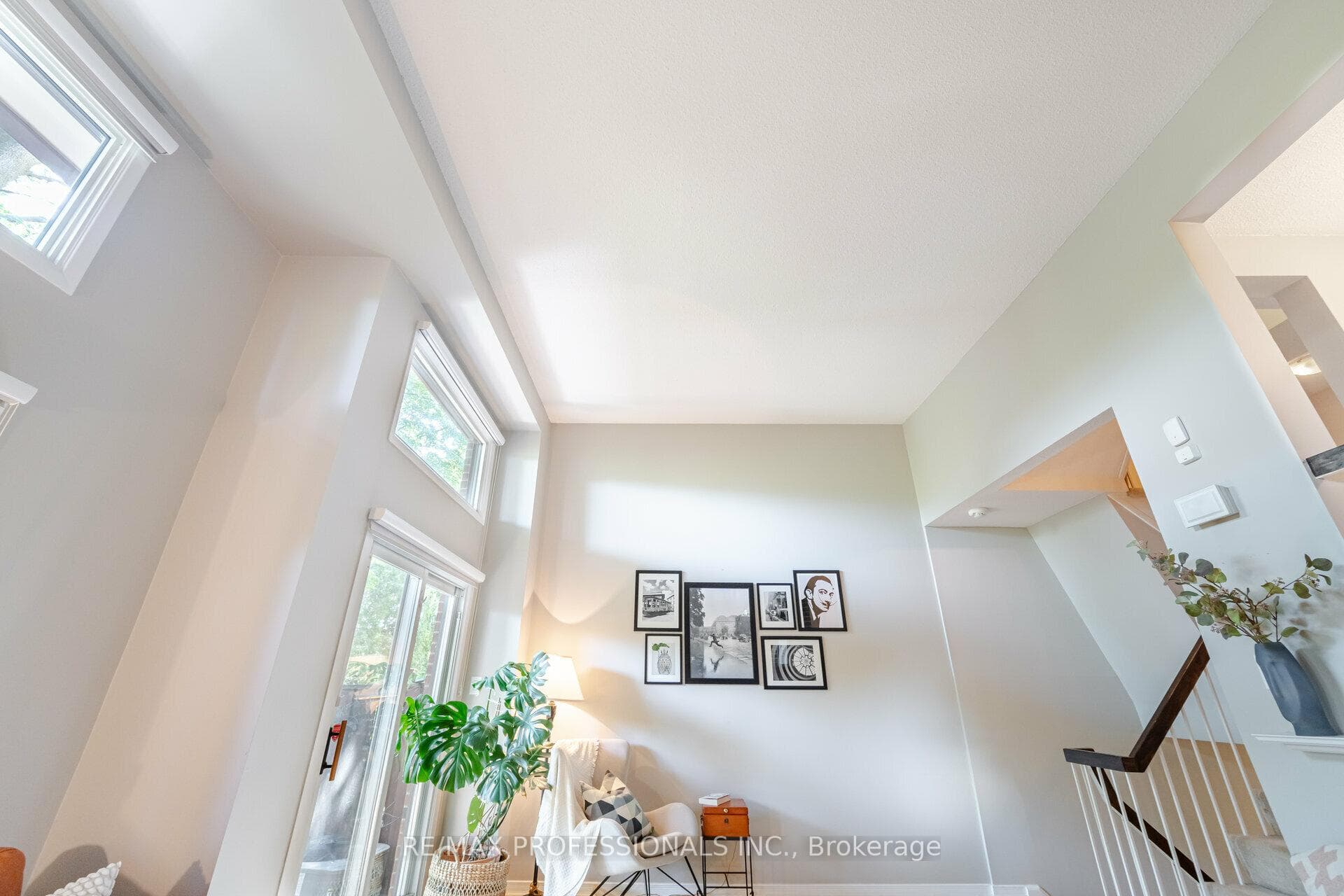 4230 Fieldgate Drive Unit 40 photo 12
