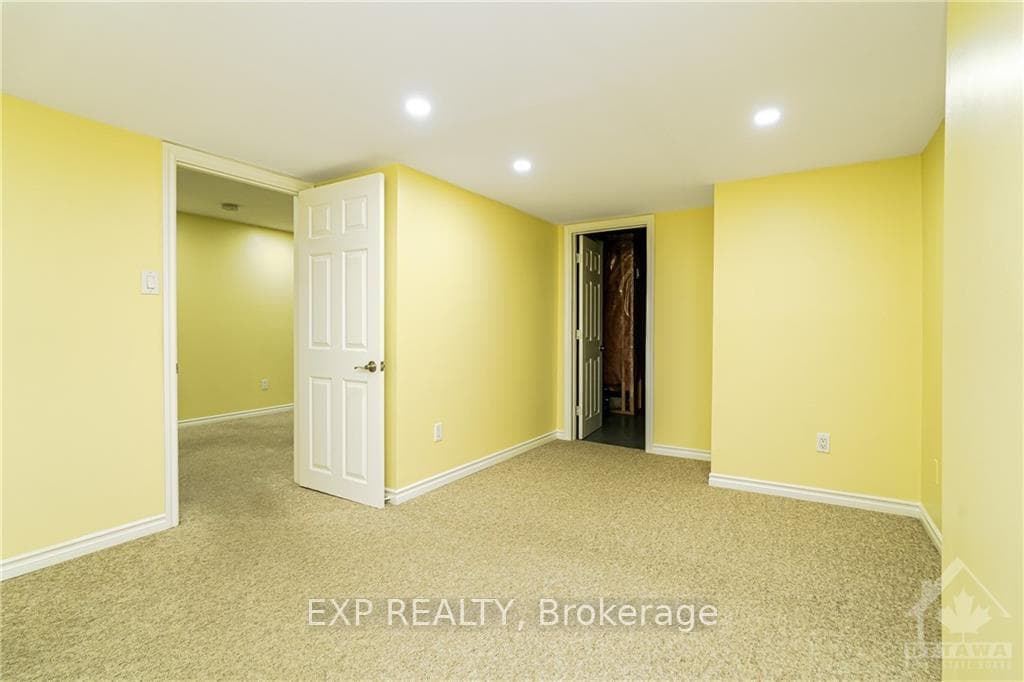 611 BRAECREEK Avenue photo 26