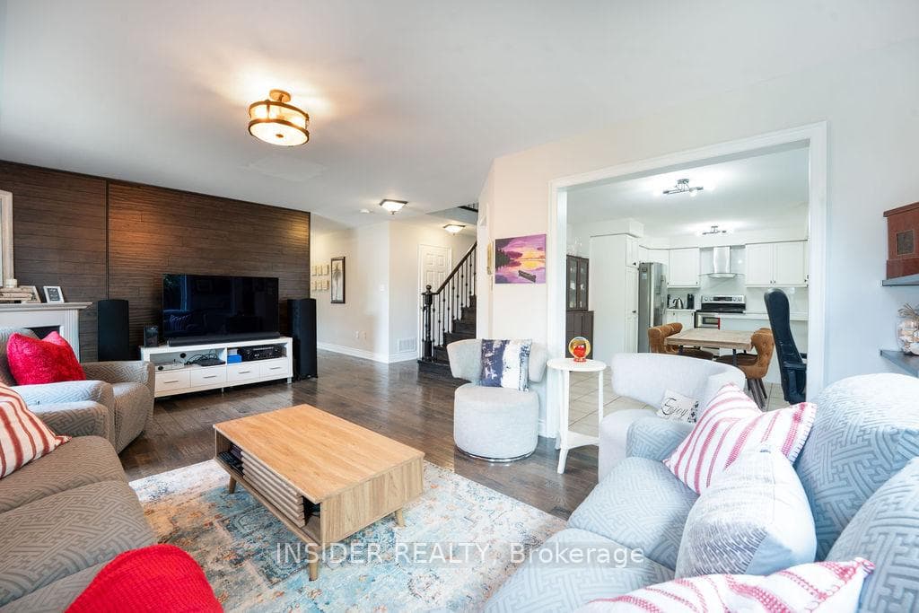 5409 Duchess Court photo 10
