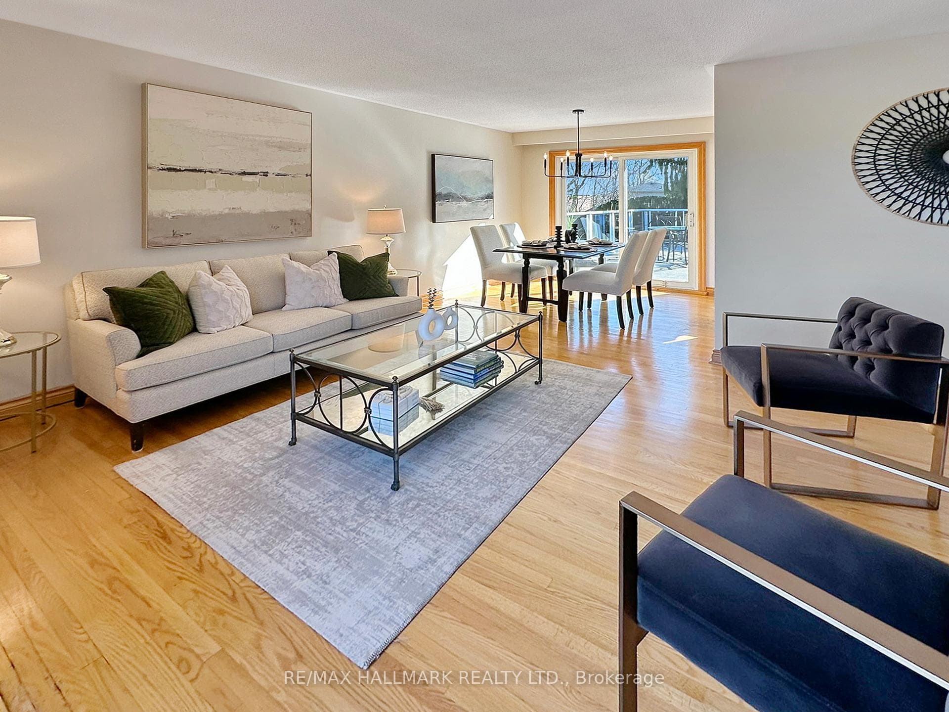 Combined Large Bright Living Dining Room