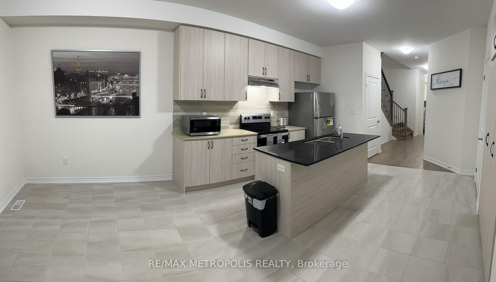 1158 Skyridge Boulevard photo 2
