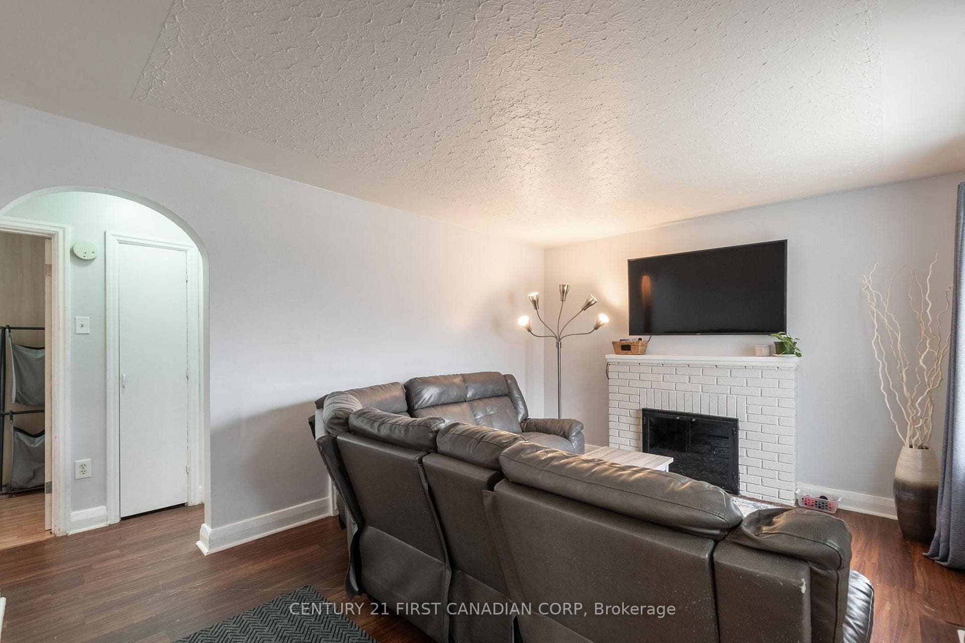 171 Highbury Avenue photo 4