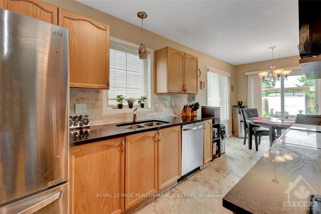 52 SUTCLIFFE Terrace photo 10