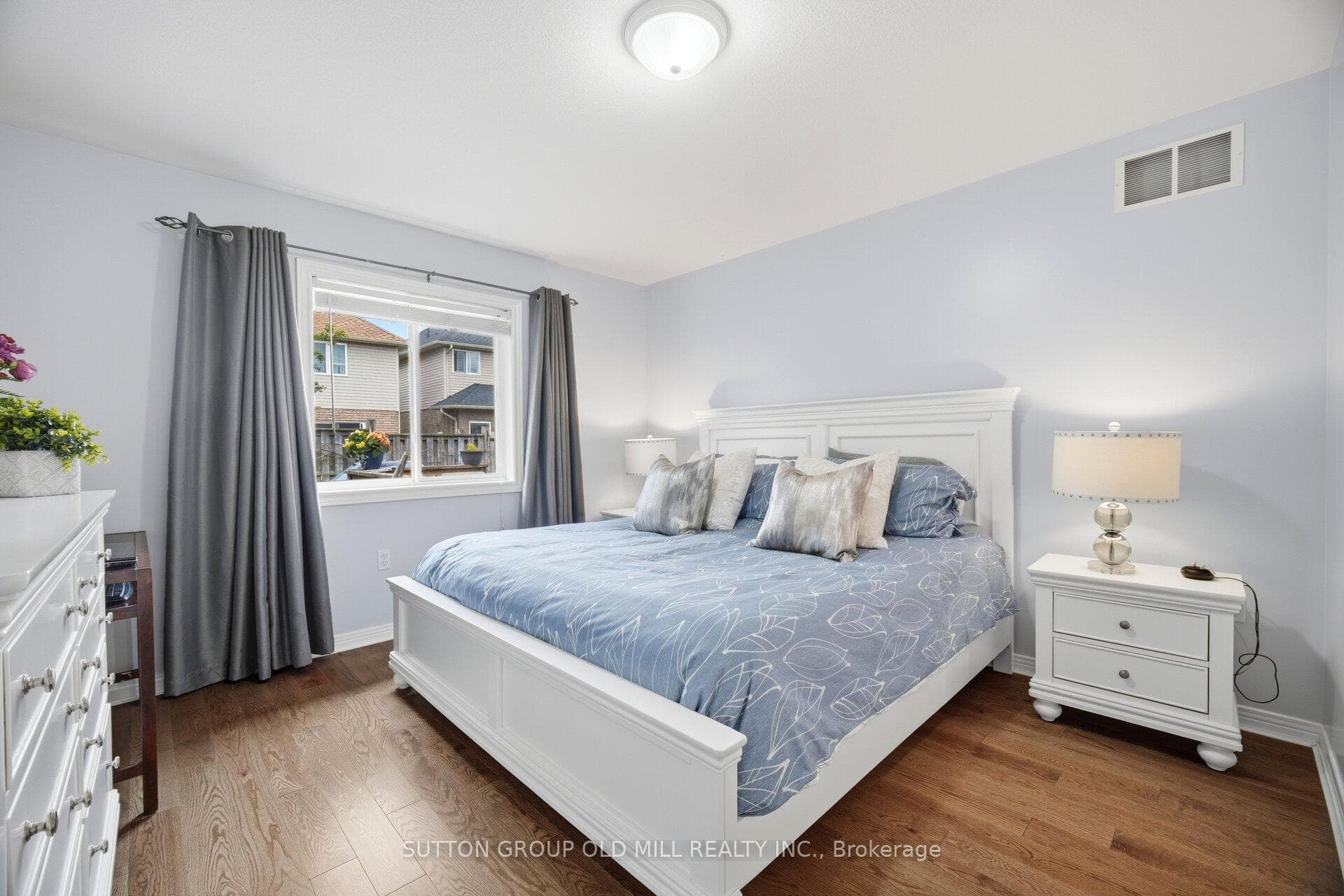 26 Edna Avenue photo 23