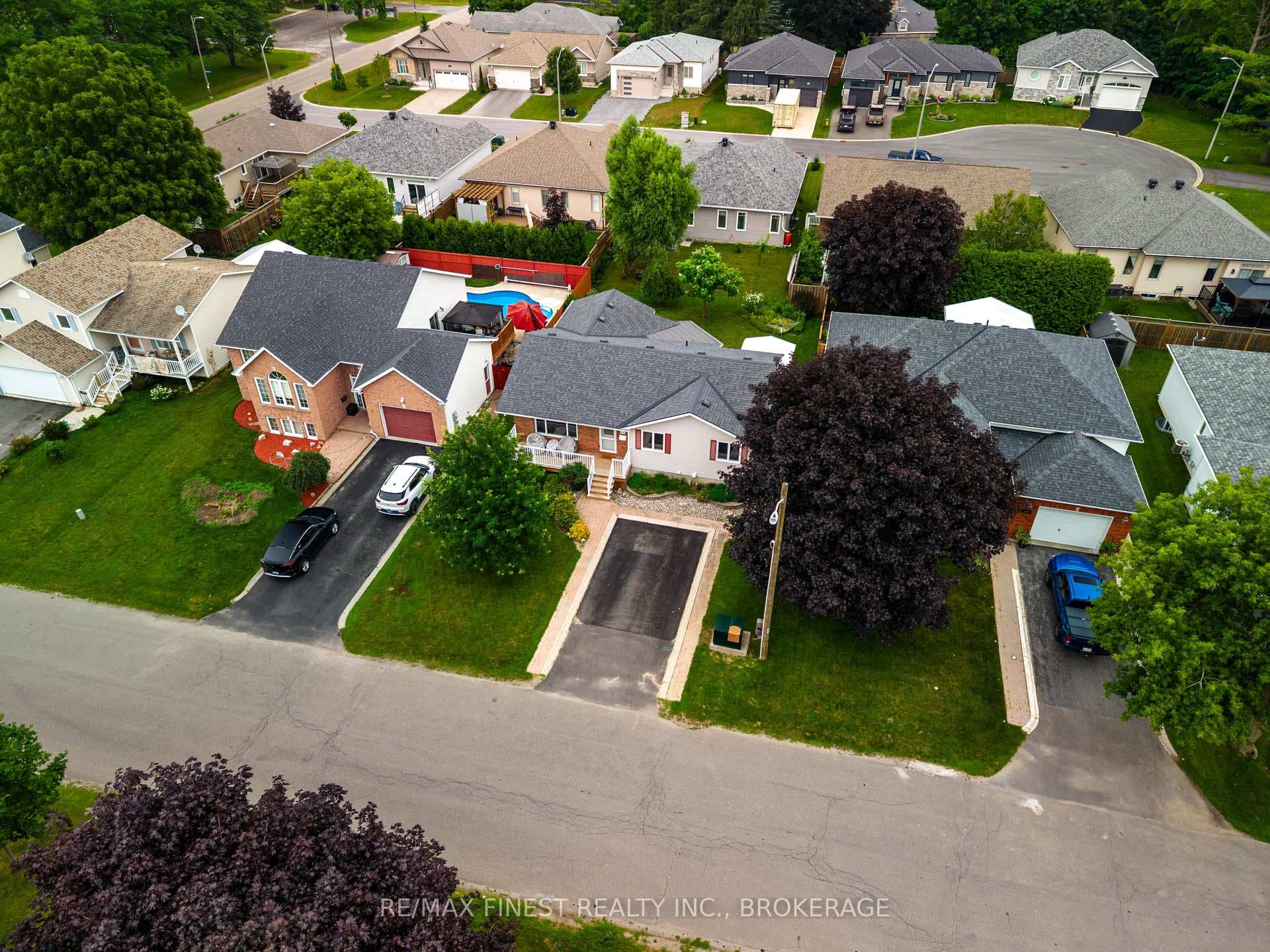 145 Elmwood Drive photo 47