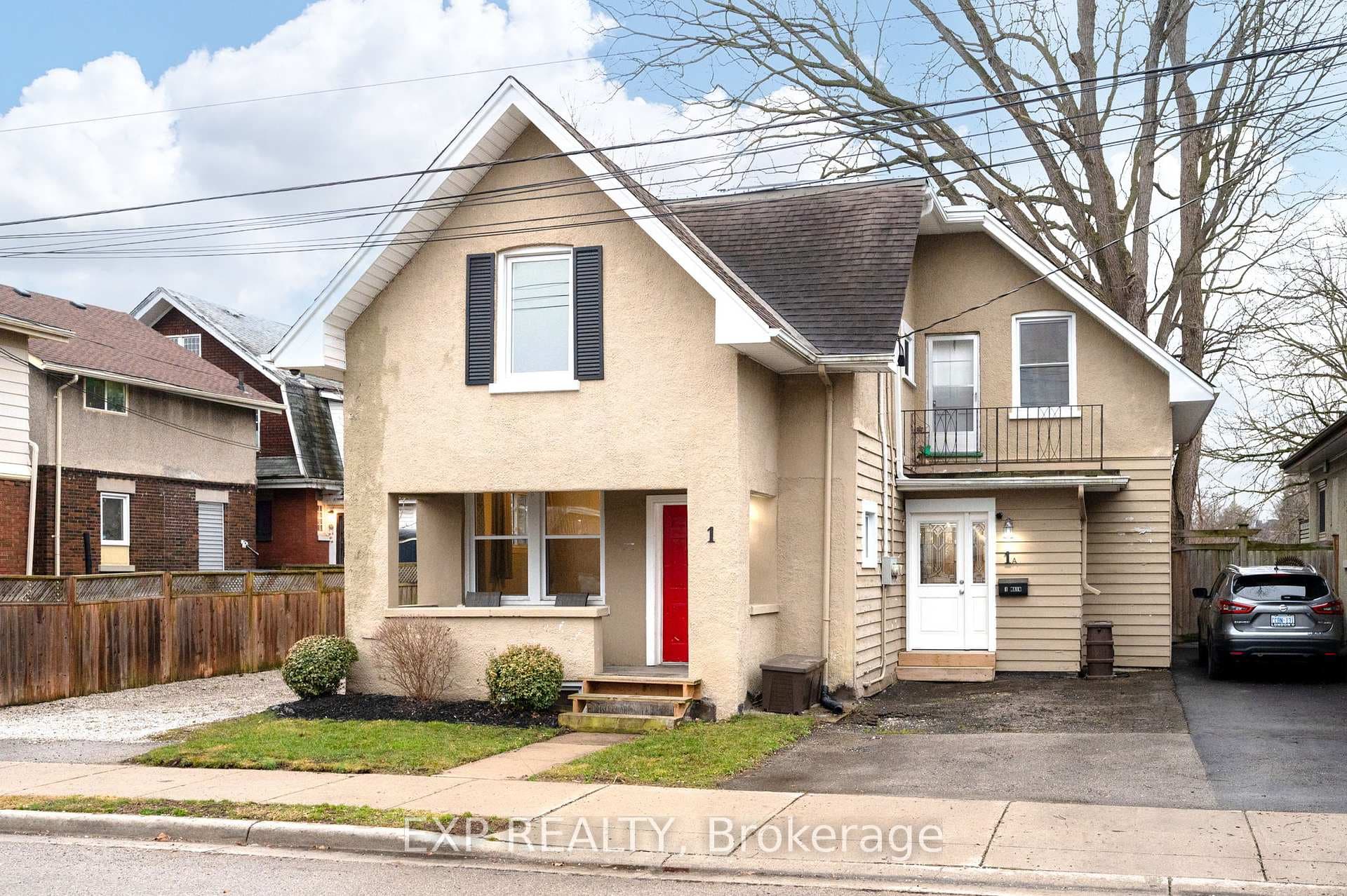 1 ERIE Avenue photo 1