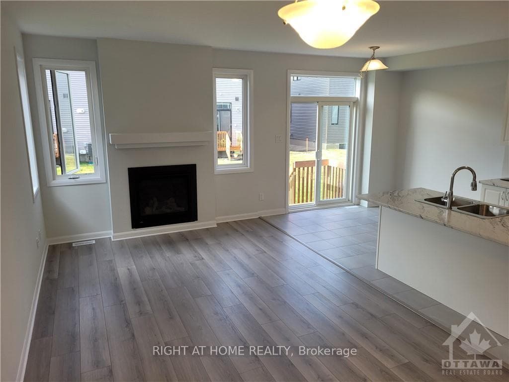 107 NATARE Place photo 10