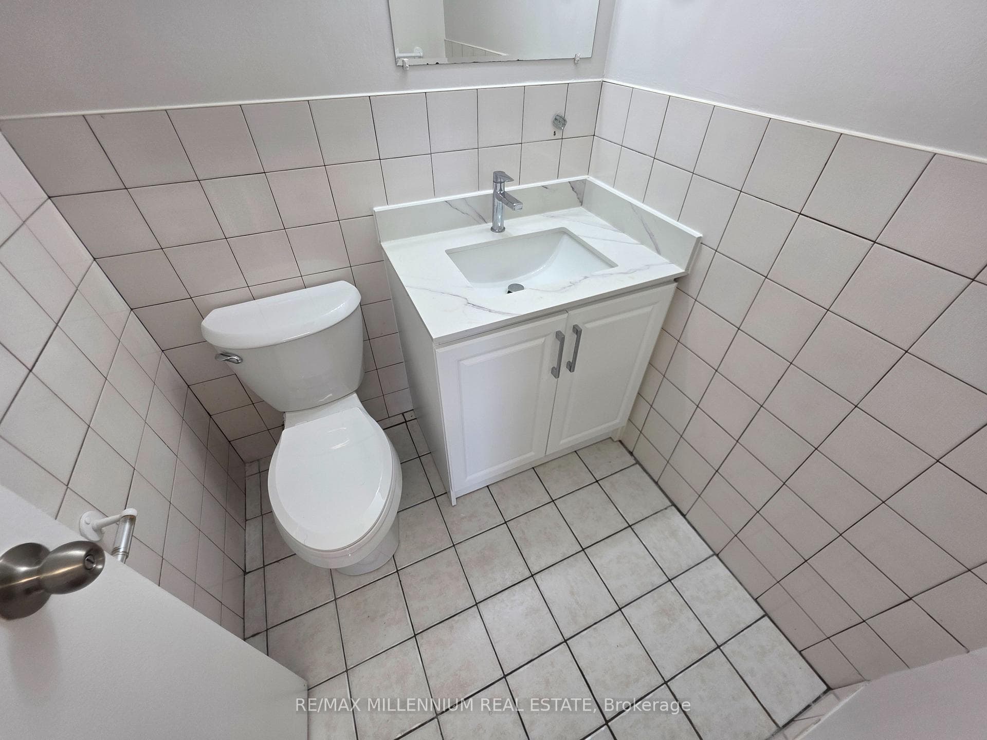 15 Kensington Rd Road Unit 1512 photo 25