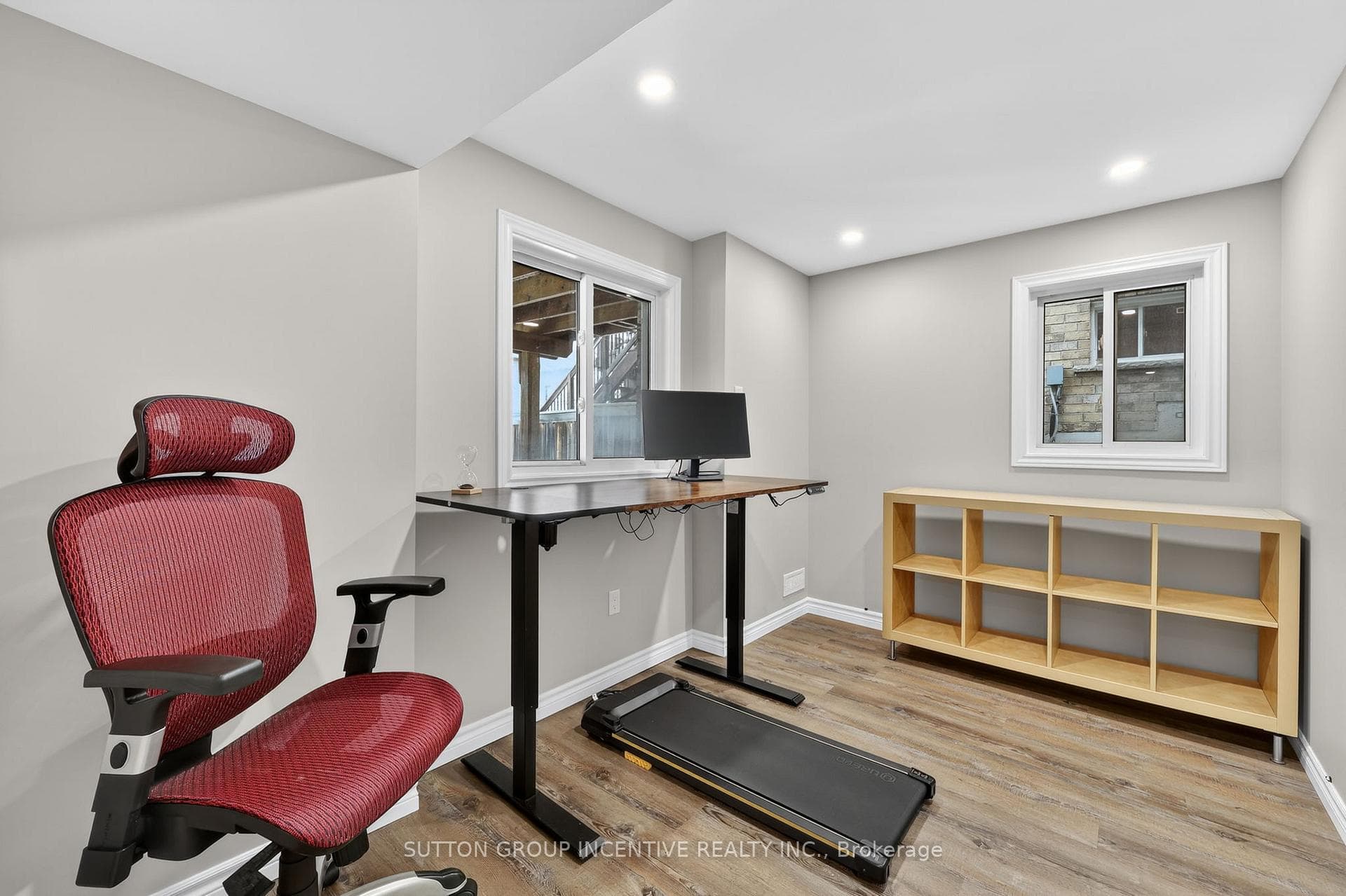 26 Prince Of Wales Drive photo 32